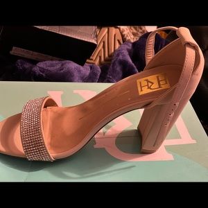 Never worn. Tried on and forgot I had them.